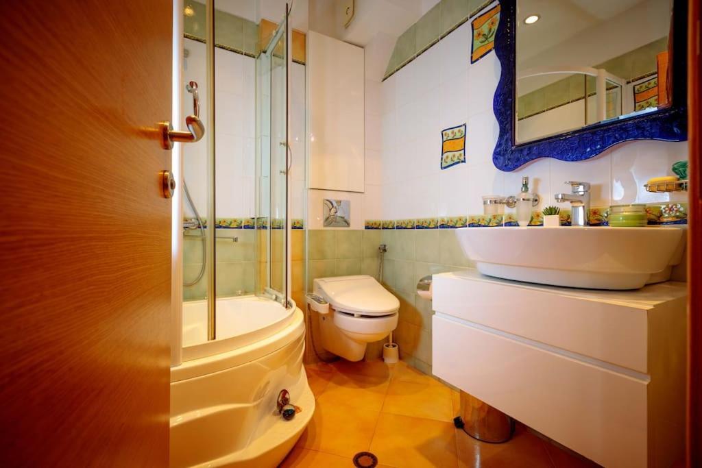Green Apartment - Top Location, Near City Center! Szófia Kültér fotó