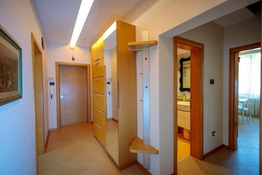 Green Apartment - Top Location, Near City Center! Szófia Kültér fotó
