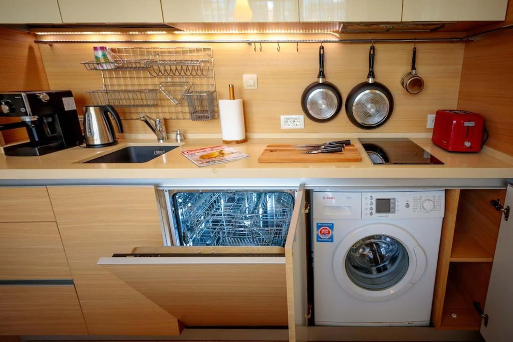 Green Apartment - Top Location, Near City Center! Szófia Kültér fotó
